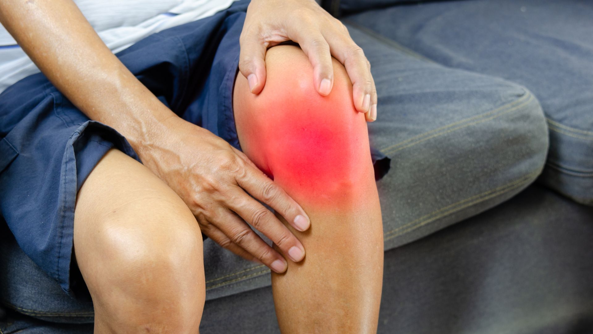Image twisted knee
